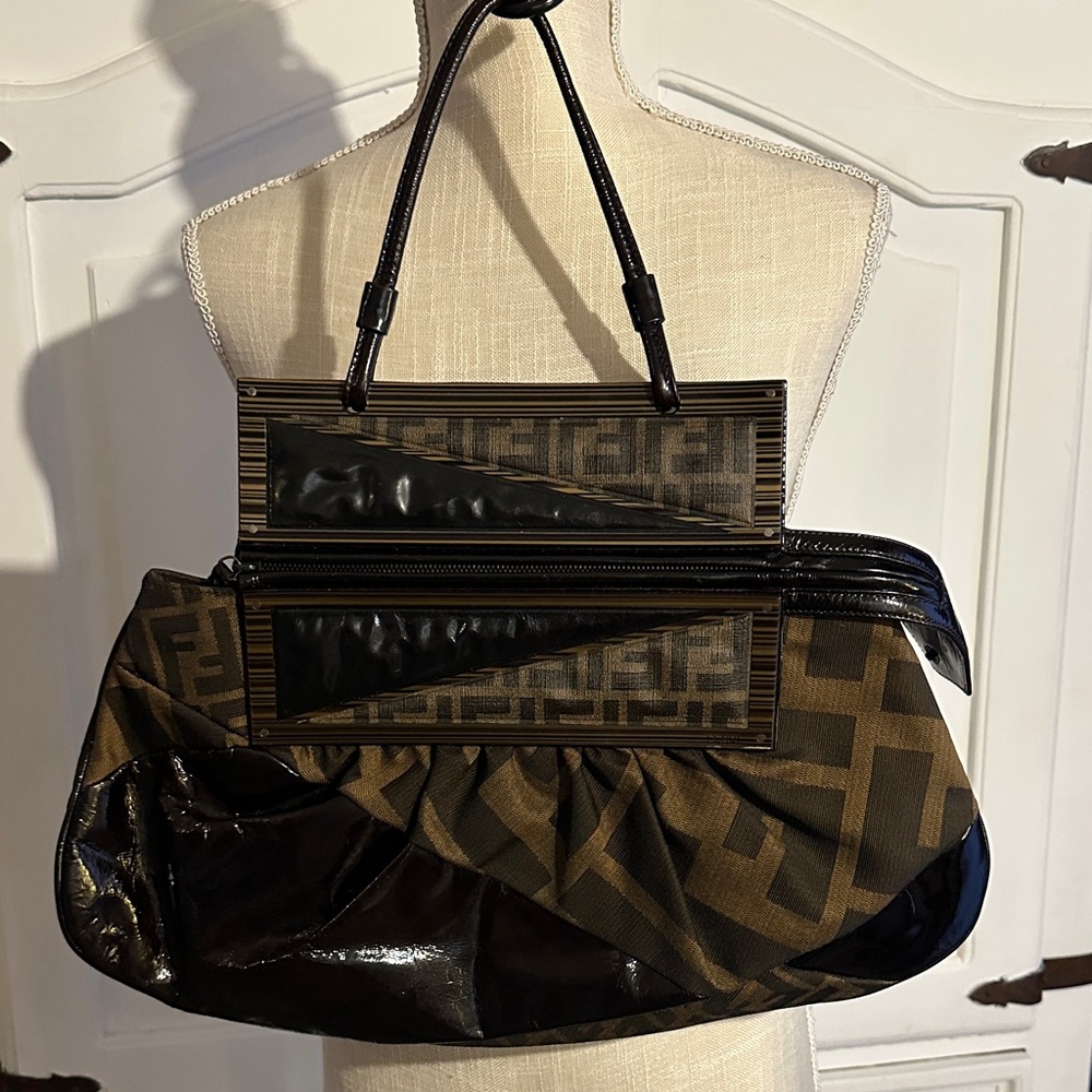Fendi Black and Brown Shoulder Bag